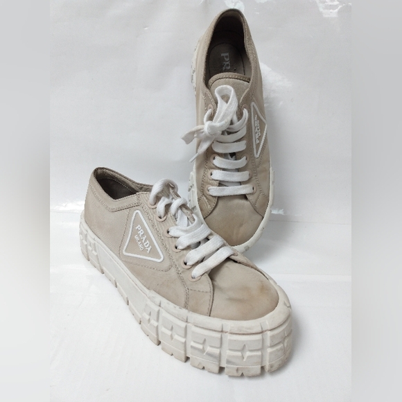 Prada 2022 Double Wheel Nylon Gabardine Sneakers in Desert Beige sz 39.5 - Picture 1 of 16